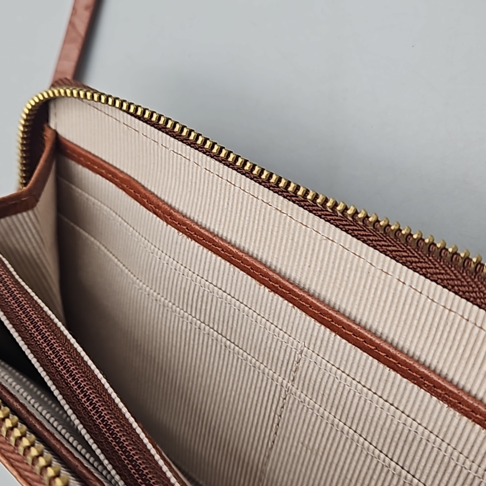 Margot New York Tooled Leather Wallet - Picture 8 of 11